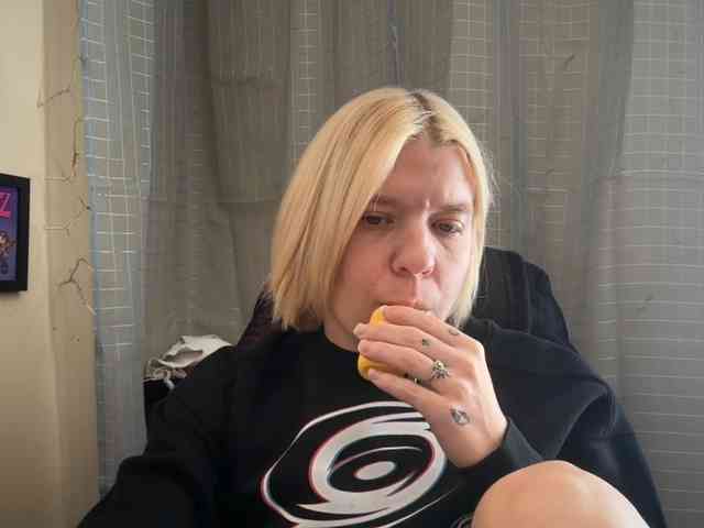 AmericnBarbie webcam