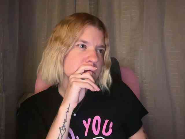 AmericnBarbie webcam