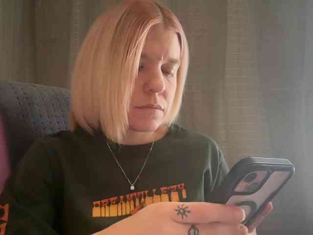 AmericnBarbie webcam