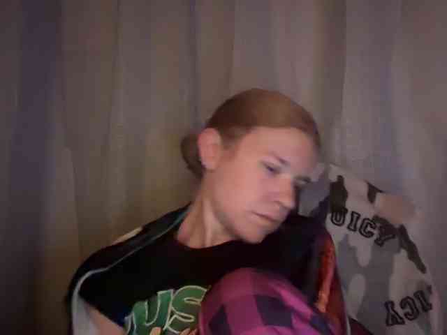 AmericnBarbie webcam
