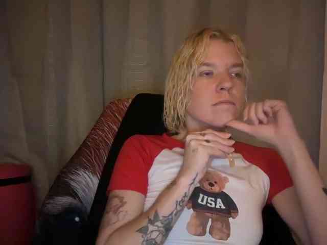 AmericnBarbie webcam