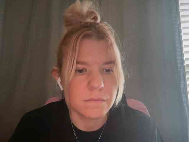 AmericnBarbie webcam