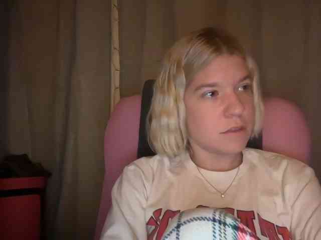 AmericnBarbie webcam