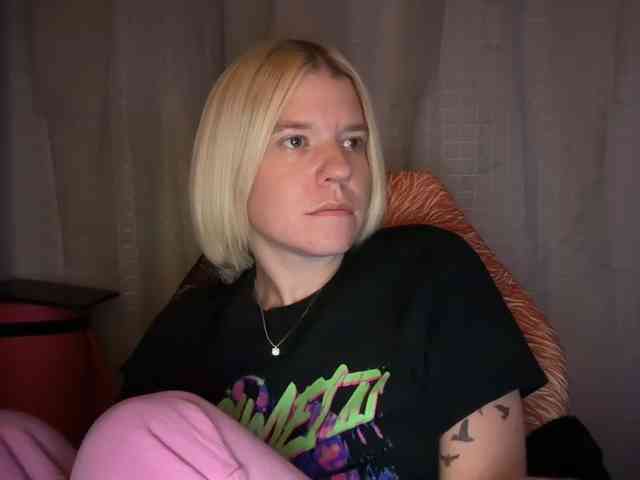 AmericnBarbie webcam