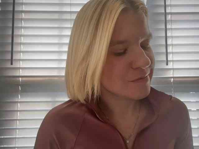 AmericnBarbie webcam