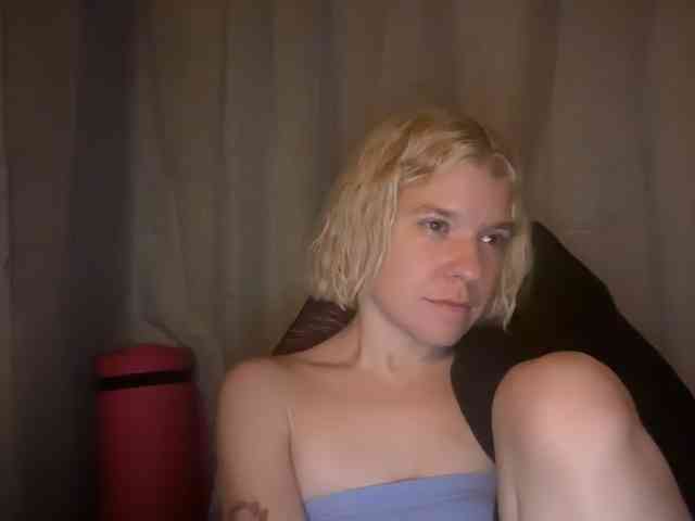 AmericnBarbie webcam