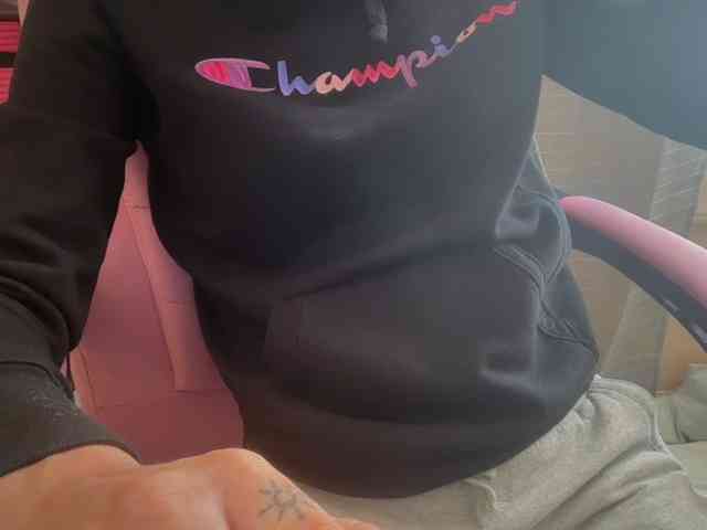 AmericnBarbie webcam