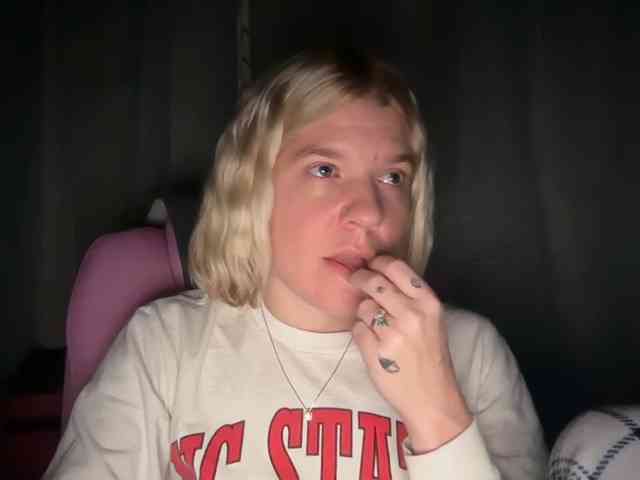 AmericnBarbie webcam