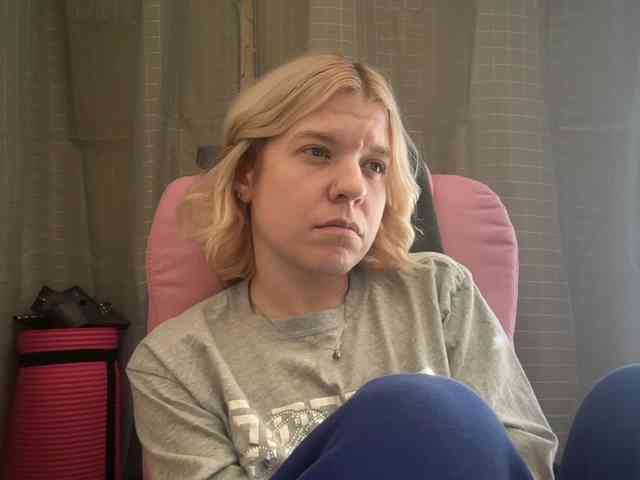 AmericnBarbie webcam