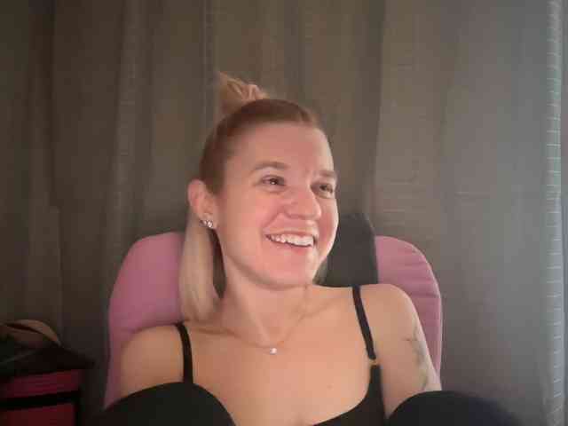 AmericnBarbie webcam