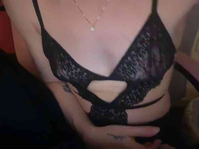 AmericnBarbie webcam