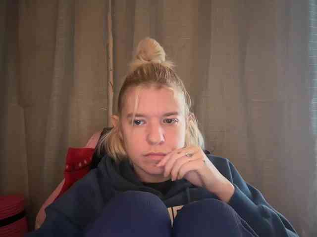 AmericnBarbie webcam