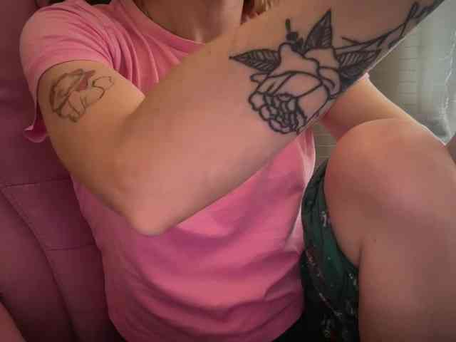 AmericnBarbie webcam