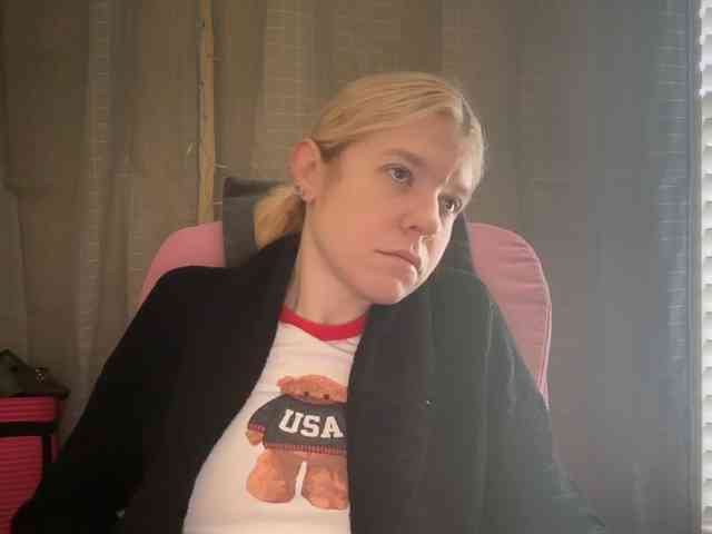 AmericnBarbie webcam