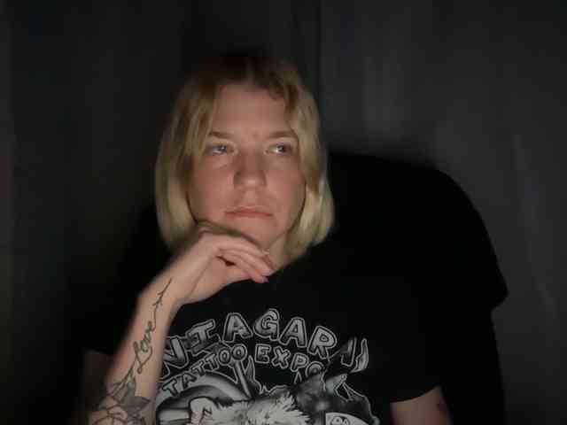 AmericnBarbie webcam