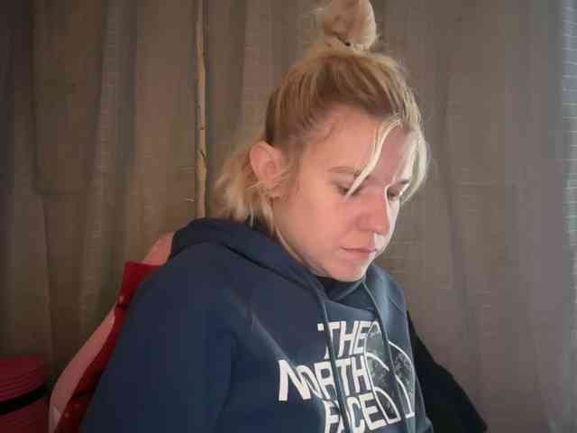 AmericnBarbie webcam