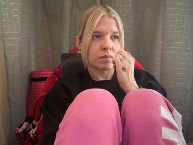 AmericnBarbie webcam