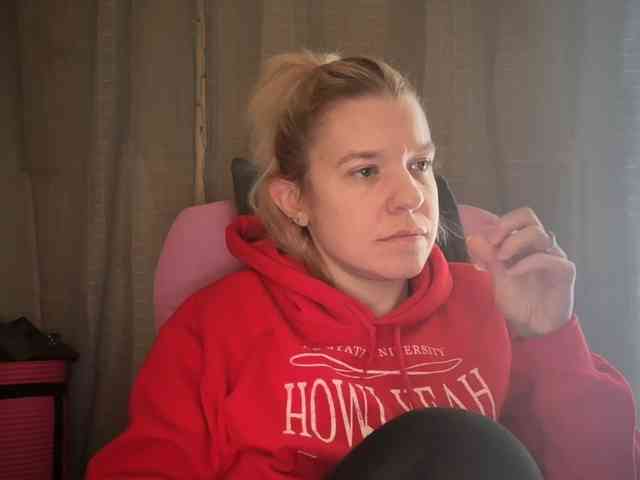 AmericnBarbie webcam