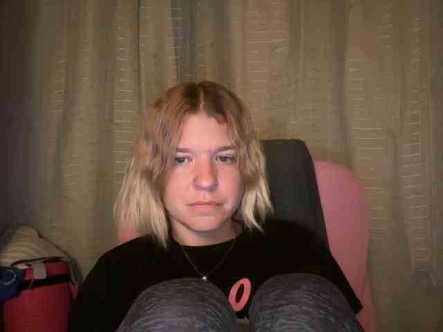 AmericnBarbie webcam