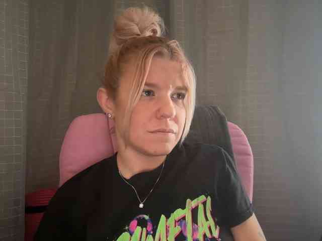 AmericnBarbie webcam