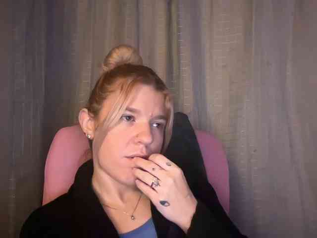 AmericnBarbie webcam