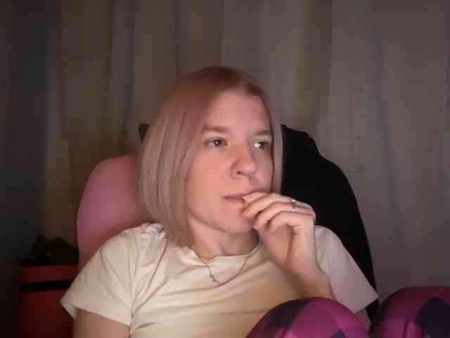 AmericnBarbie webcam