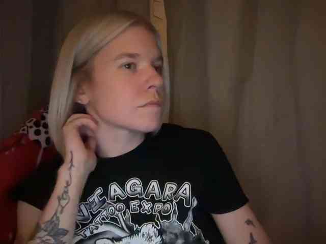 AmericnBarbie webcam