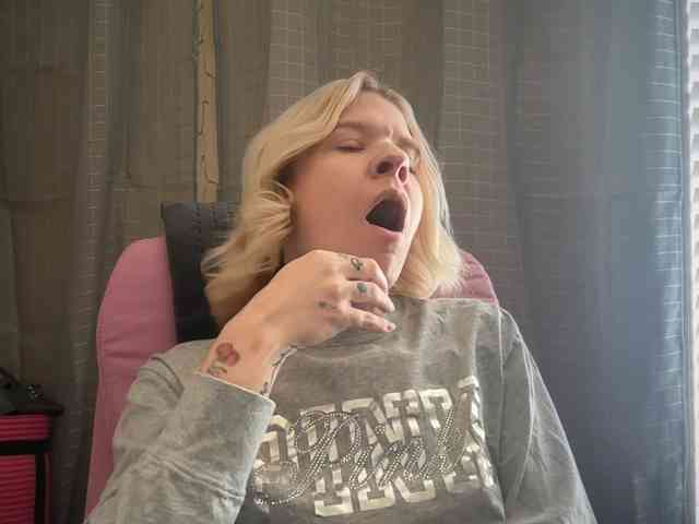 AmericnBarbie webcam