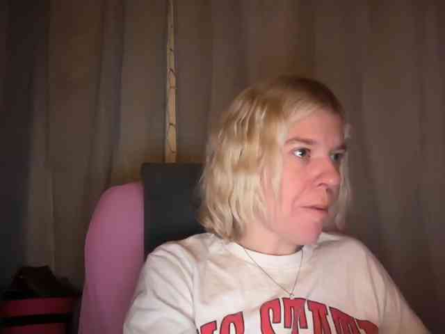 AmericnBarbie webcam