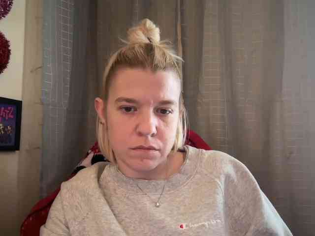 AmericnBarbie webcam