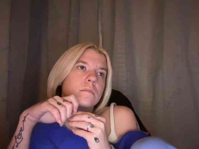 AmericnBarbie webcam