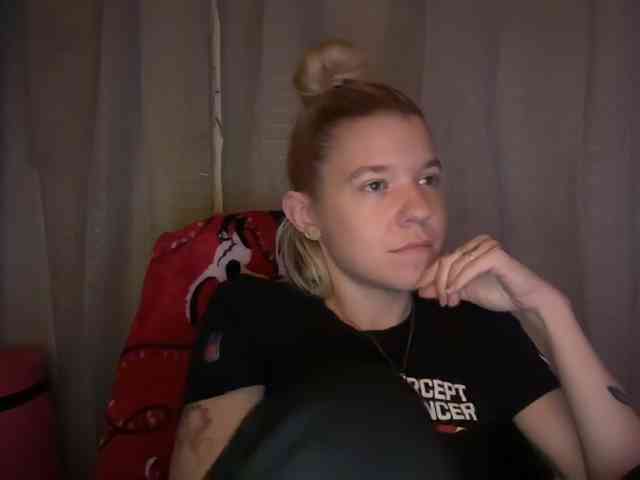 AmericnBarbie webcam