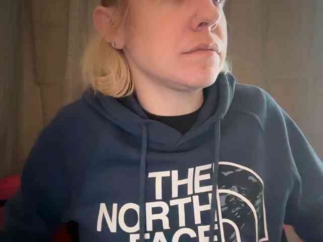 AmericnBarbie webcam