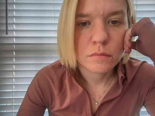 AmericnBarbie webcam