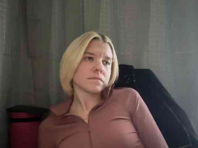 AmericnBarbie webcam