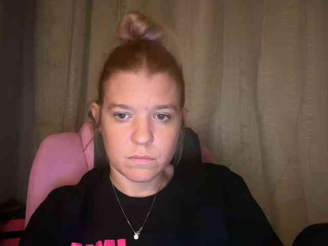 AmericnBarbie webcam