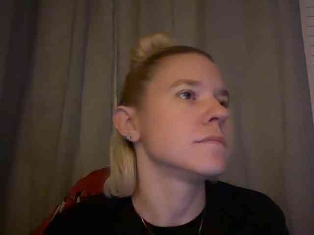 AmericnBarbie webcam