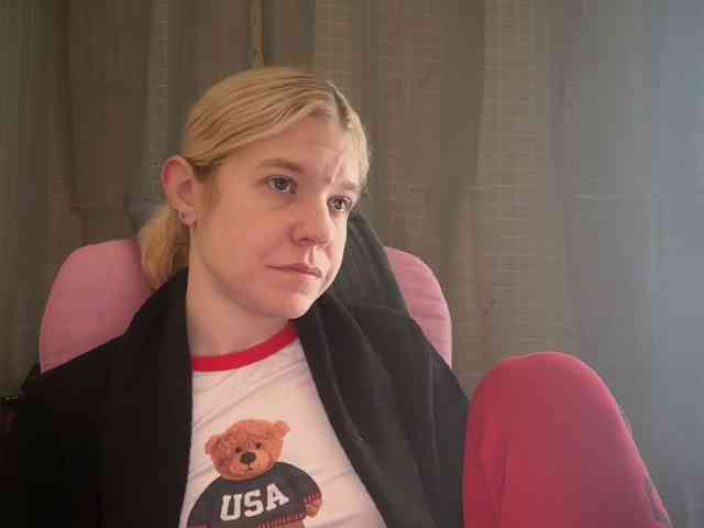 AmericnBarbie webcam