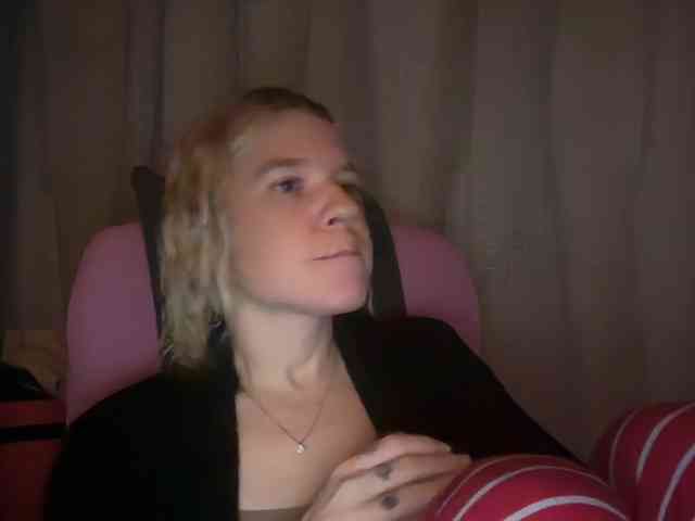 AmericnBarbie webcam