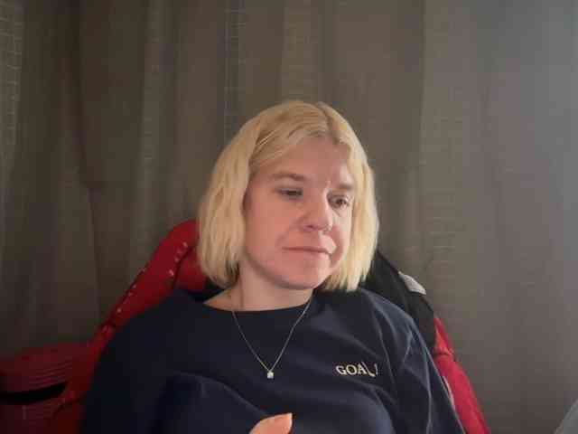 AmericnBarbie webcam