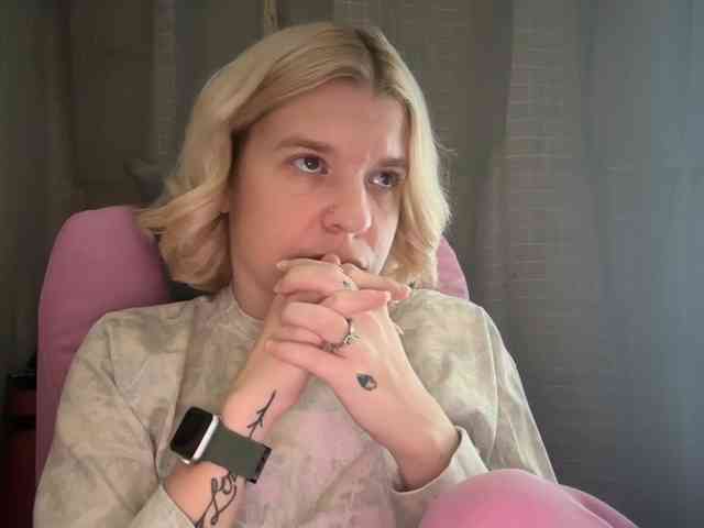 AmericnBarbie webcam