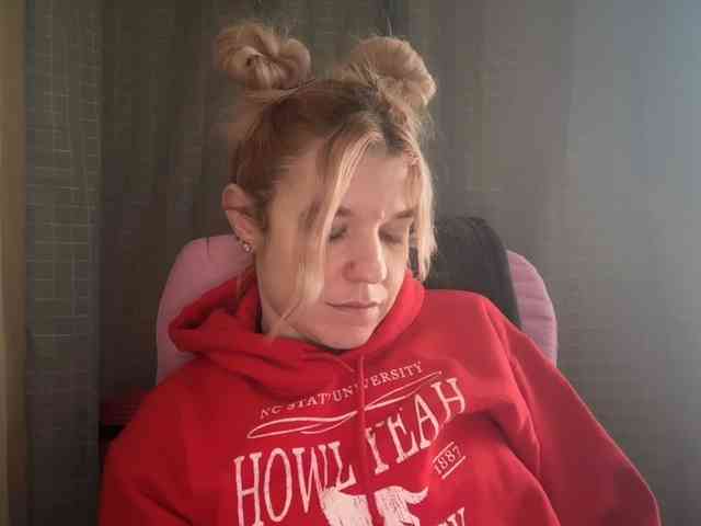 AmericnBarbie webcam