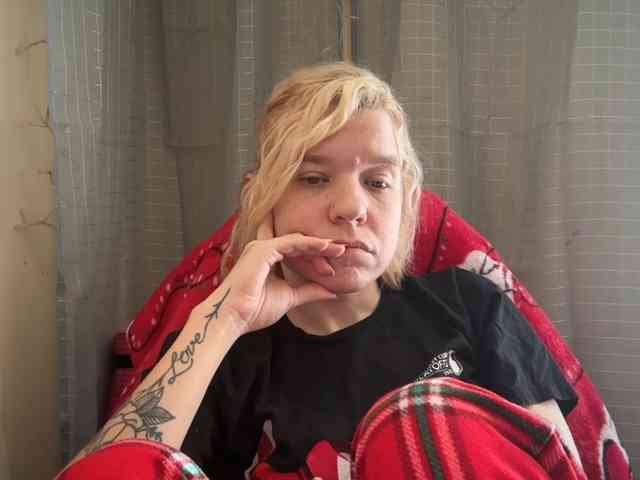 AmericnBarbie webcam