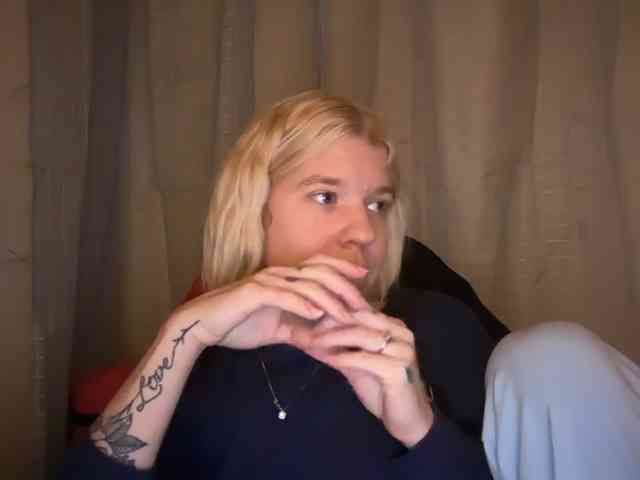 AmericnBarbie webcam