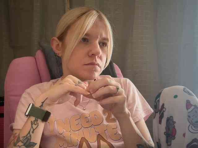 AmericnBarbie webcam