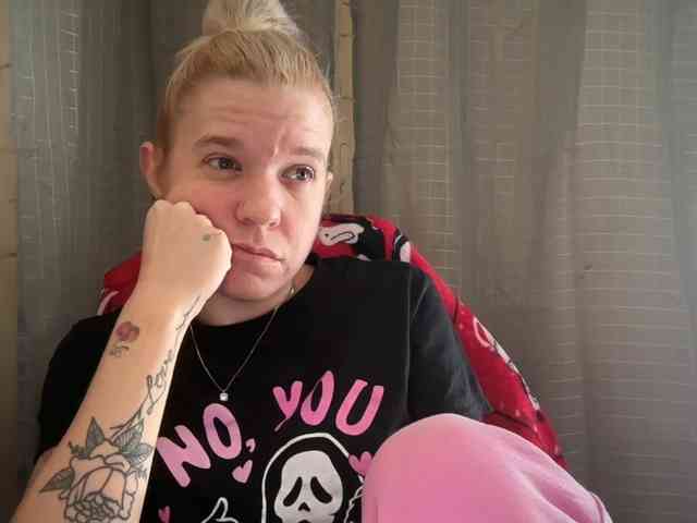 AmericnBarbie webcam