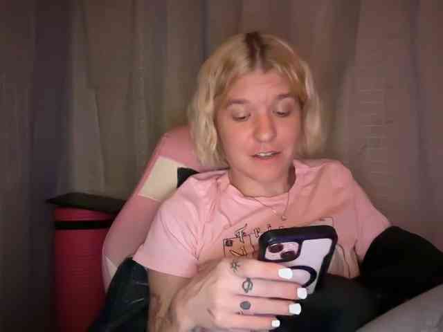 AmericnBarbie webcam