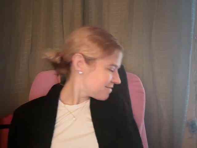 AmericnBarbie webcam