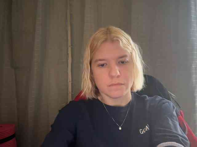 AmericnBarbie webcam