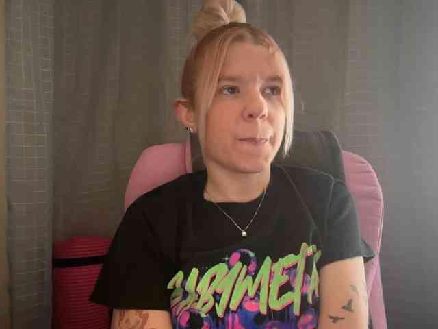 AmericnBarbie webcam